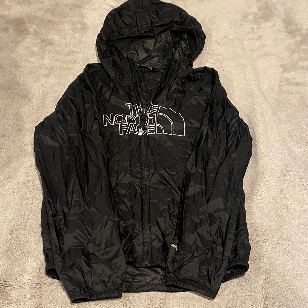 Boys The North face Black & White Windbreaker Size Small Excellent Condition